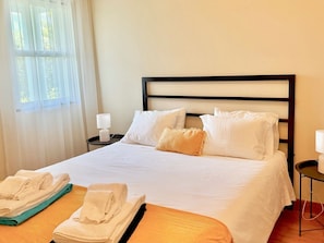 1 chambre, fer et planche Ă repasser, accĂšs Internet, draps fournis