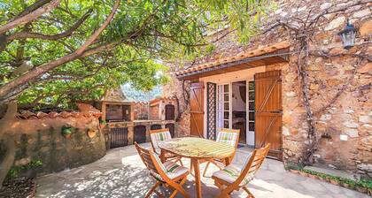 Maison cosy de 2 chambres à Cébazan