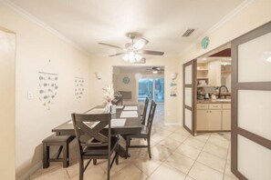 Dining - Enough space for the whole family. (Clearwater)