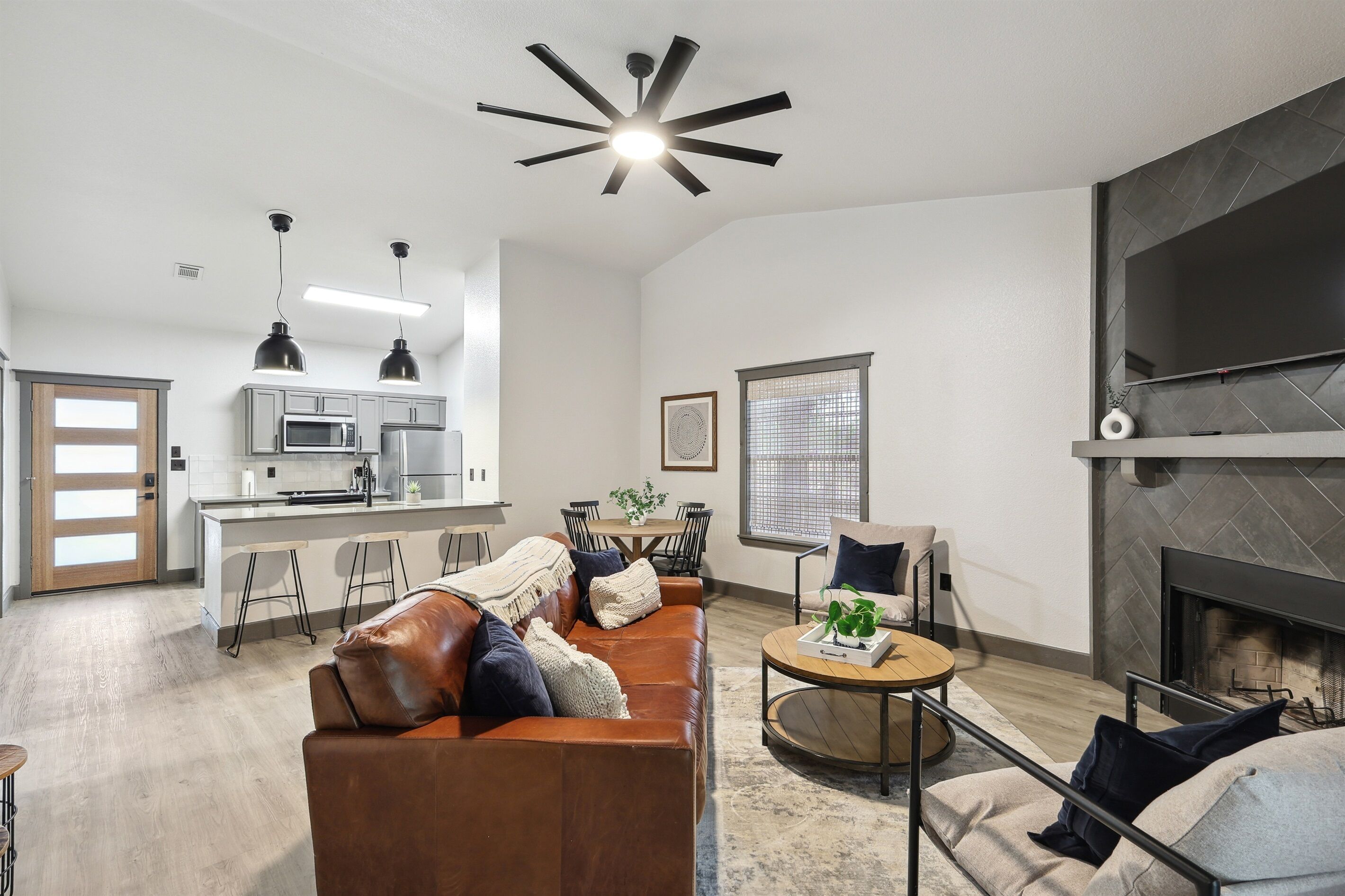 Cabin 15: The Lake Escape