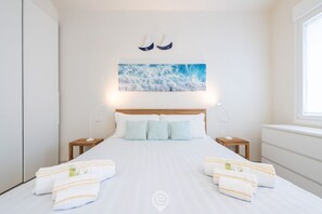 3 bedrooms, in-room safe, iron/ironing board, travel cot - Villetta Ada: a little corner of paradise just steps from Poetto (Cagliari)