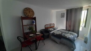 1 bedroom, Internet, bed sheets