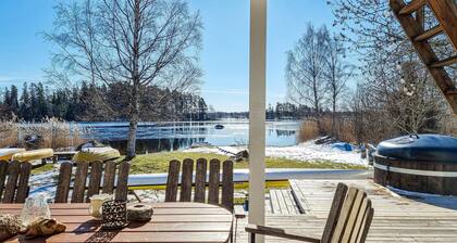 Gorgeous home in Ljung with kitchen