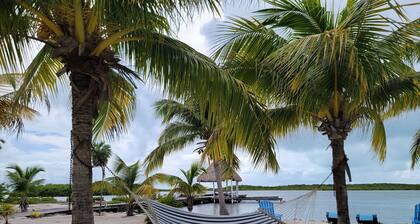 Brahma Blue Belize Sunset Suite #11 (2Bed/2Bath)