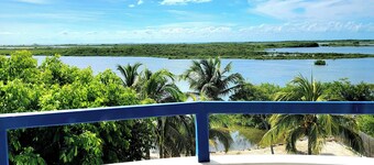 Brahma Blue Sunset Suite #11 2Bed/2Bath