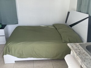 1 bedroom, iron/ironing board, free WiFi, bed sheets