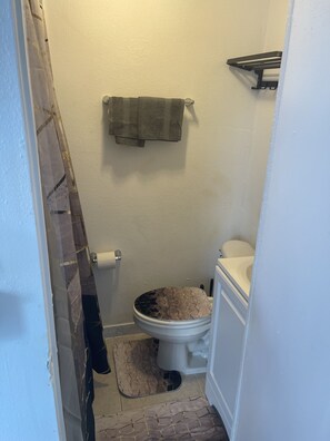 Håndklæder, Sæbe, Shampoo, Toiletpapir