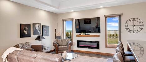 TV connectée, cheminée, imprimantes