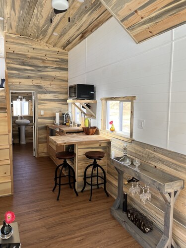 The Luxe Tiny Cottage 