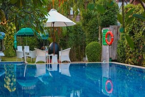 Outdoor pool - The Lokal Hotel Phuket (Patong)