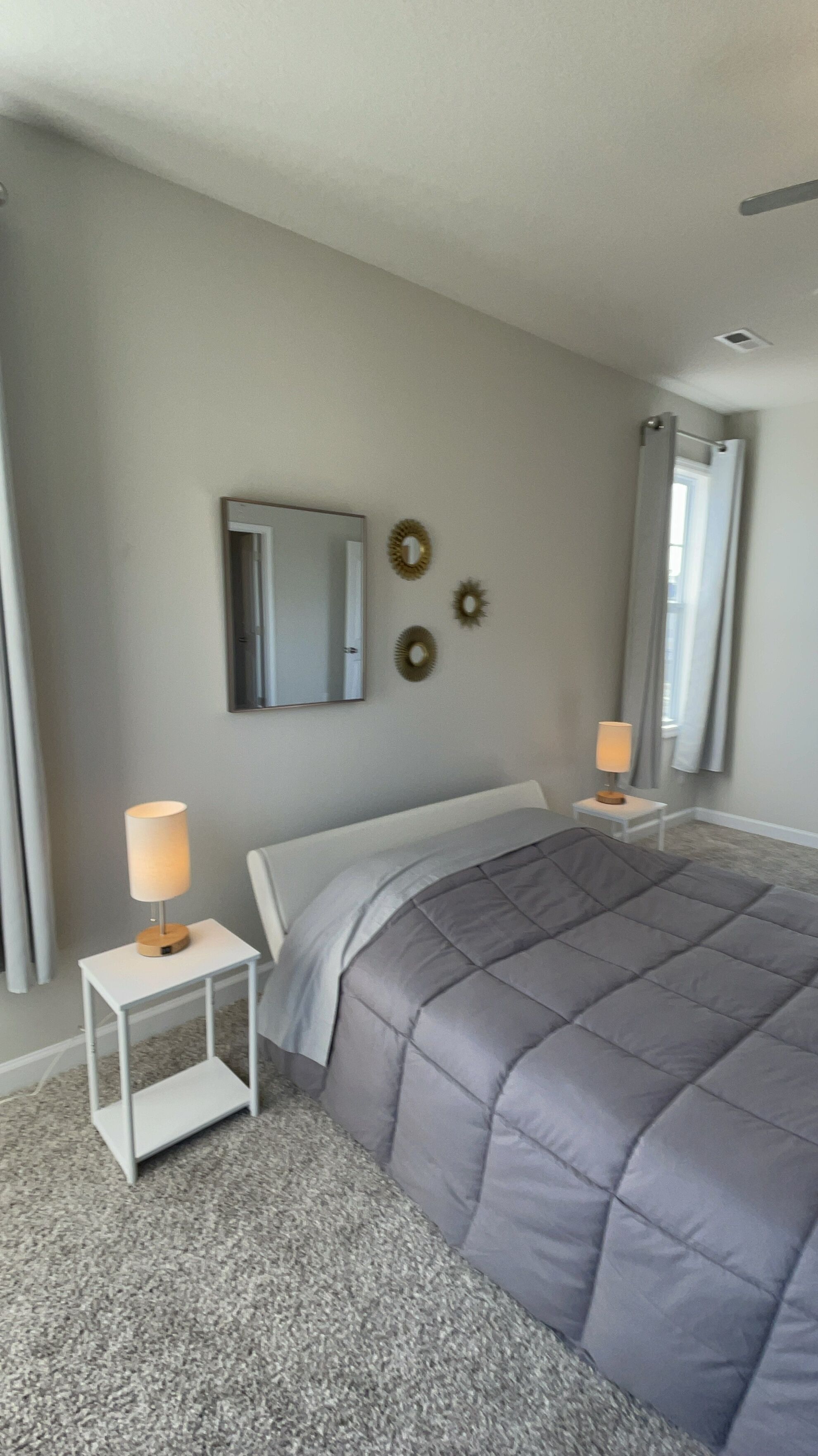 Immaculate and smart brand new construction duplex house!