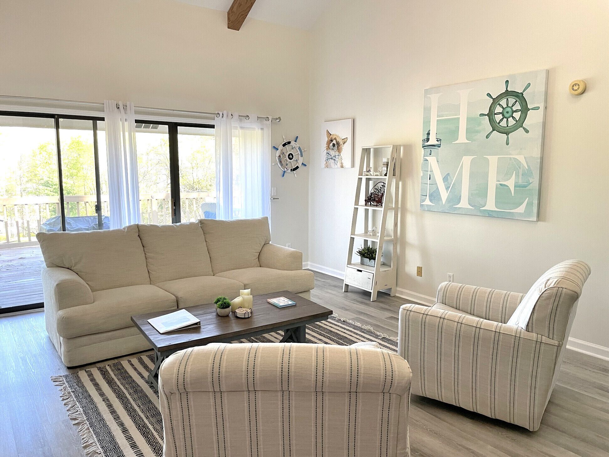 Exquisite 4BR/3.5Bath home located in the Rumbling Bald Resort, w/access to all resort amenities