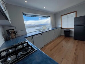 Fridge, microwave, oven, stovetop - The Bridge Seaside Riveting House at Rose Bay (Rose Bay)