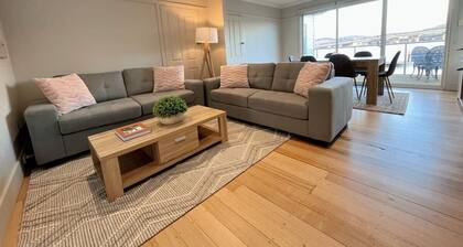 The Bridge Seaside Riveting House at Rose Bay