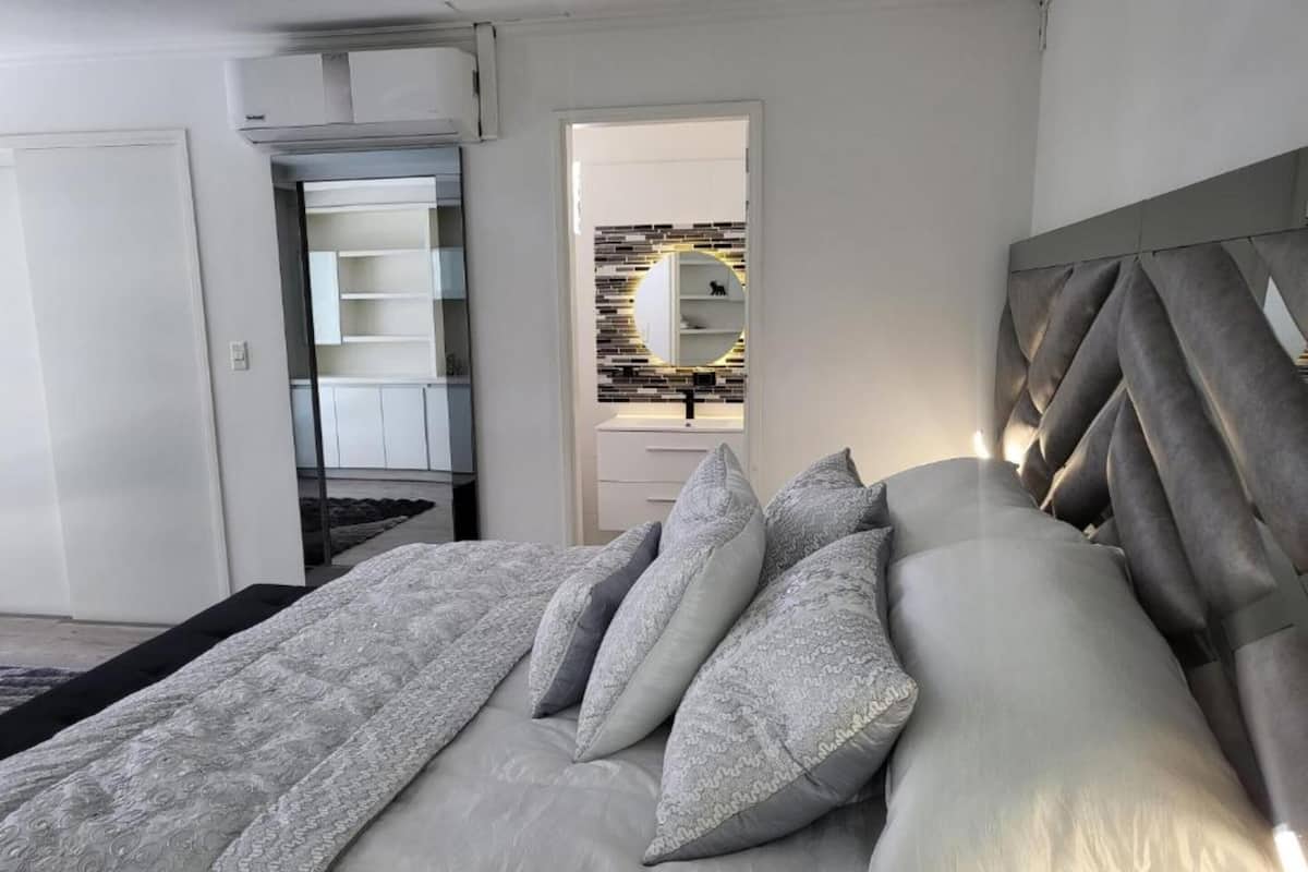 2 habitaciones, ropa de cama hipoalergénica, wifi gratis y ropa de cama