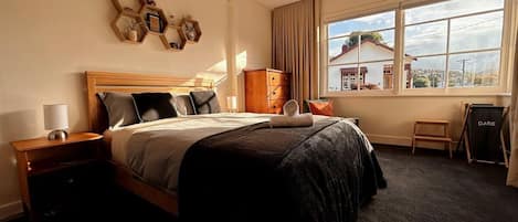 3 bedrooms, iron/ironing board, travel cot, WiFi