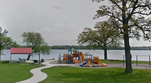 Lake/Beach Getaway (Remodeled)