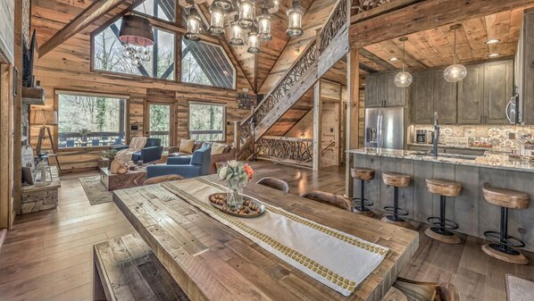 Interior - Paradise Creek - Creek Front | Perfect for Families | Hot Tub (Epworth)