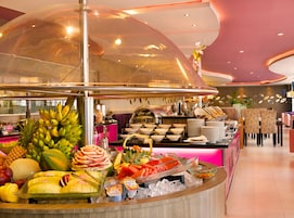 Daily buffet breakfast (IDR 160000 per person)