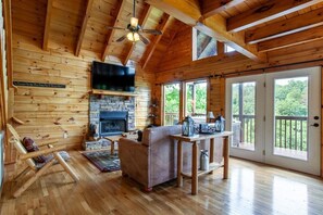 TV, fireplace, video games, DVD player - Perfect 2BD Cabin w/ HOT TUB! Game Room + VIEWS! (Sevierville)