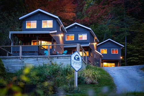 Ioneta - Cabin 2 · Lawrence`s Lakeside Cabins | `Ioneta` Waterfront Retreat + Private Sauna