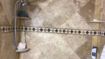 Comfort Double Room | Bathroom