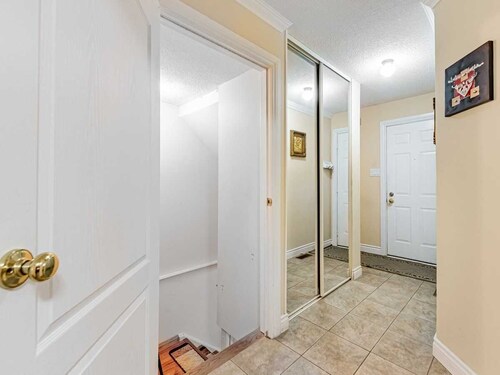 Comfortable Home in Richmond Hill