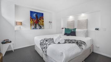 2 bedrooms, premium bedding, individually decorated