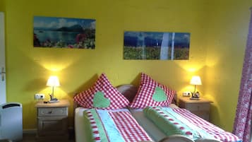1 bedroom, internet, bed sheets