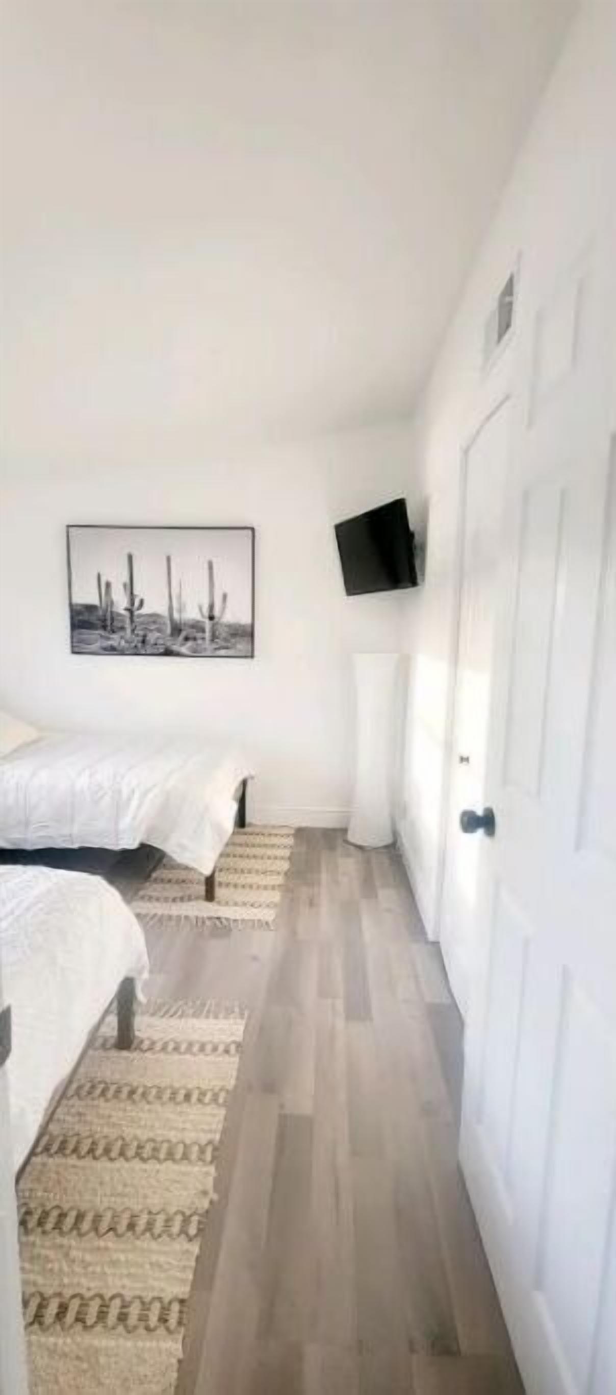 Cozy townhouse near downtown & Airport 