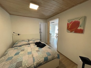 1 quarto, roupa de cama