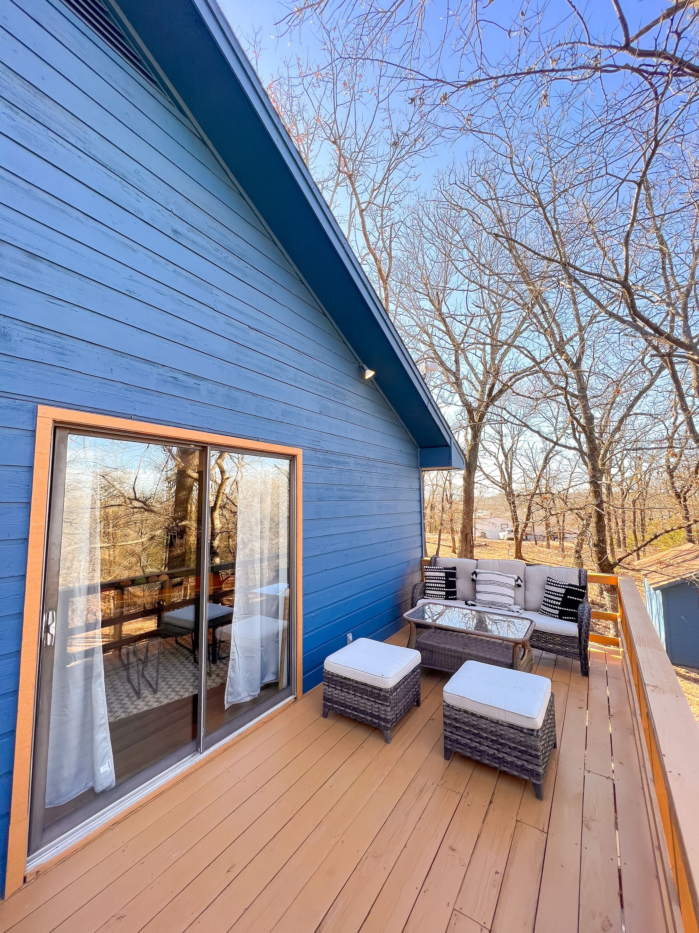 Deck off of kitchen 