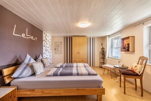 5 chambres, Wi-Fi gratuit, draps fournis