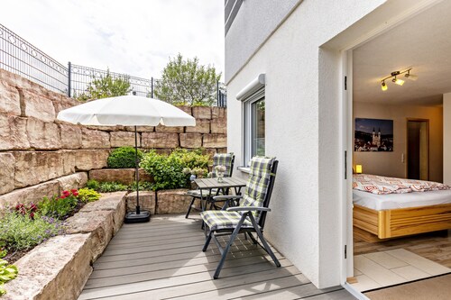 Ferienwohnung "Alpenblick" mit Bergblick, privater Terrasse und WLAN