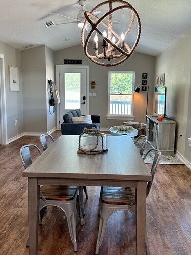 New house in Beautiful Steinhatchee, Florida! Boat Parking!