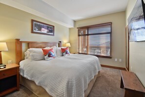 1 chambre, fer et planche Ă repasser, Wi-Fi, draps fournis
