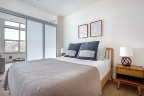 1 quarto, ferros/tábuas de passar roupa, Wi-Fi, roupa de cama
