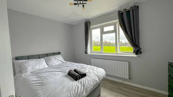 2 bedrooms, WiFi, bed sheets