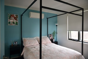 Basic Townhome | 2 bilik tidur, langsir/tirai gelap terus, seterika/papan seterika 