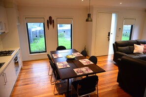 Casa de ciudad básica | Comedor