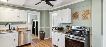 Surfs up I 4 BR I 2 BA I 4 King Beds