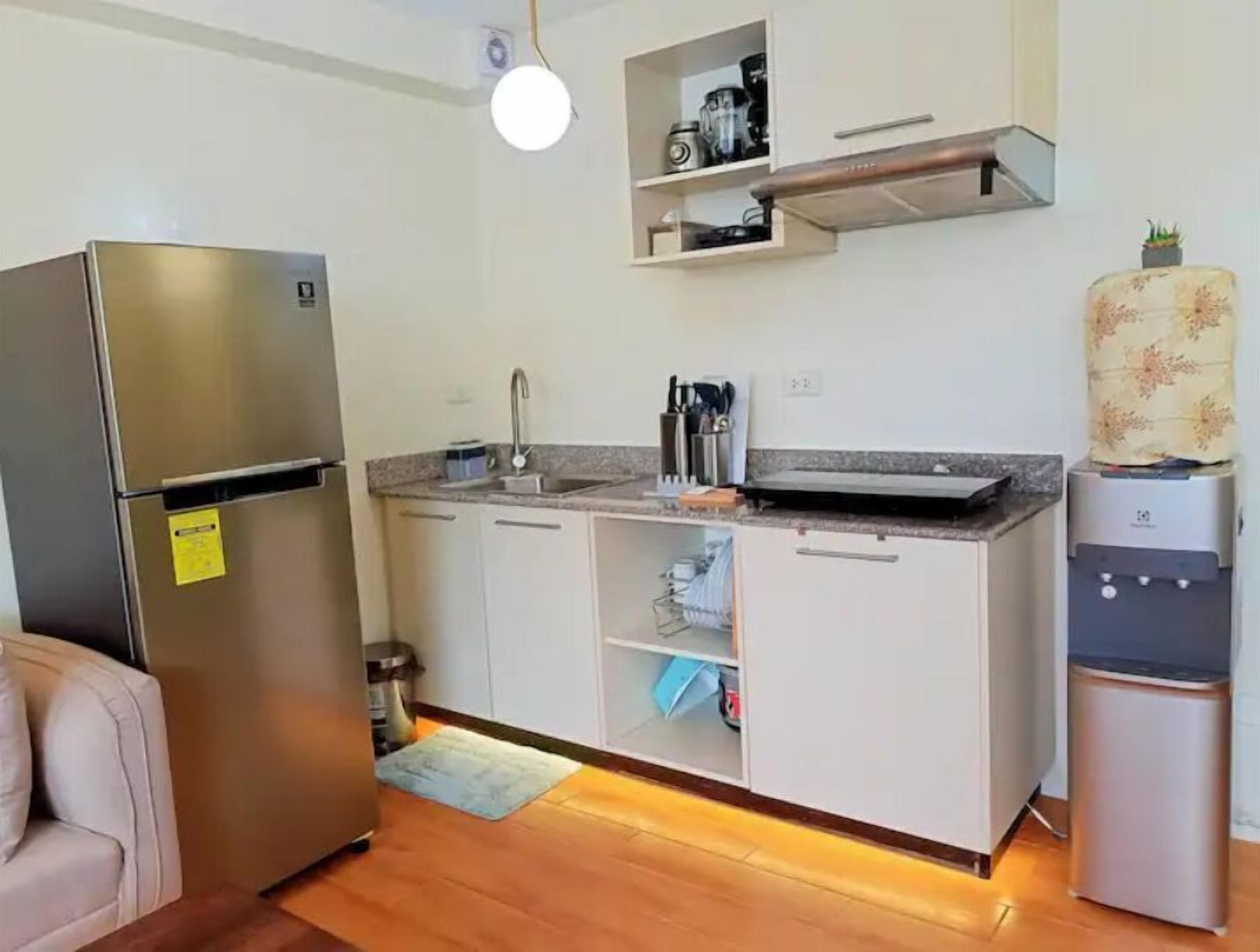 Cozy, Stylish, Resort-like Suite Near Samal Island!