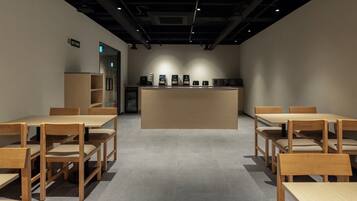Snack-bar