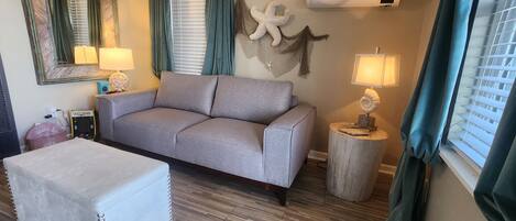 Smart TV, video games