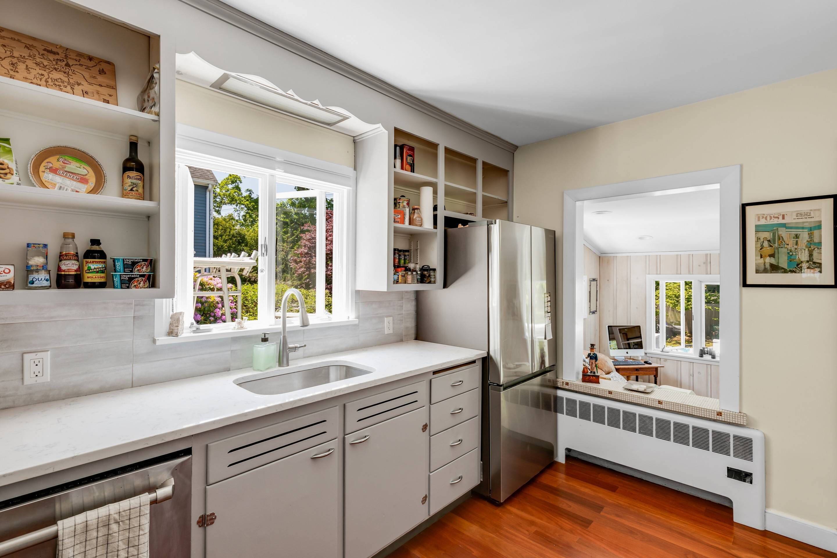 Sailors Rest: Fabulous Yard, Near Beach, Town, & Bike Trail, Superbox & Smart TV, Fast WiFi