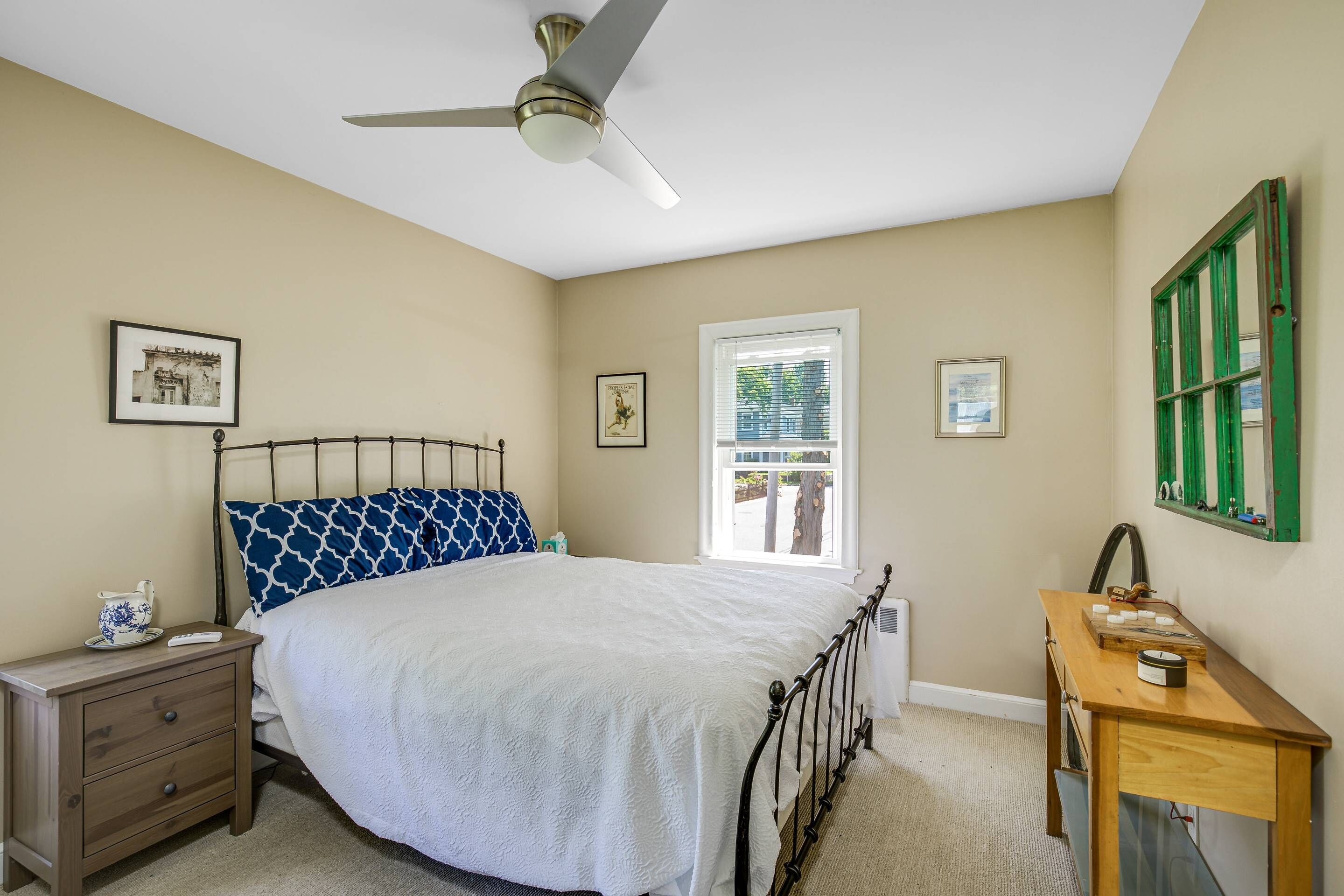 Sailors Rest: Fabulous Yard, Near Beach, Town, & Bike Trail, Superbox & Smart TV, Fast WiFi