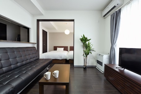 Superior Apartment | Free WiFi, bed sheets. Sun Court Maruyama Garden Hills