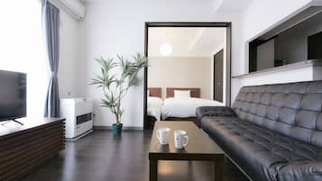 Junior Suite | 1 bedroom, free WiFi, bed sheets