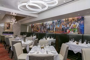 Dining - Downtown Hotel Near Fairmount Park! Pet-Friendly Unit, Outdoor Pool! (Philadelphia)