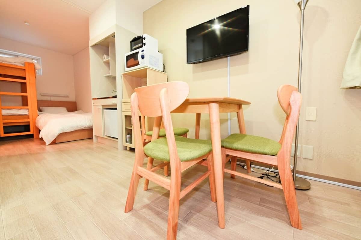 Family Room | Living area | Flat-screen TV